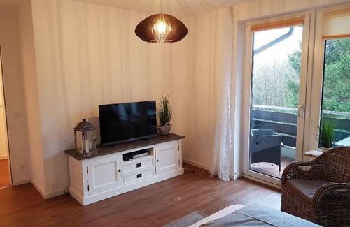 Hahnenklee Apartment | The apartment has a bath and a new fitted kitchen with dishwasher, ceramic hob,