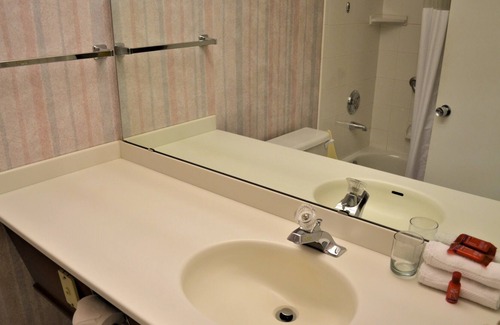 South Richland Apartment | The Apartment with a whirlpool - Amon park Studios