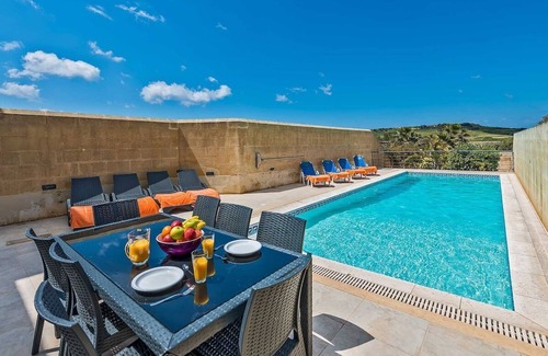 Kercem Villa | The Arches Holiday Home