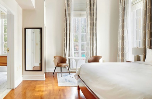 Gayborhood Hotel | The Arco Hotel Midtown Village, Sonder by Marriott Bonvoy