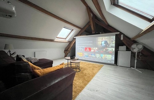 Sens Apartment | The armory