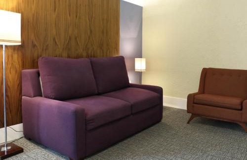 Old Town West Hotel | The Armstrong Hotel