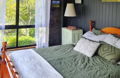 Huon Valley Cottage | The Art Studio @ Ripples Art Farm