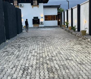 Port Harcourt Hotel | The Artist Residence