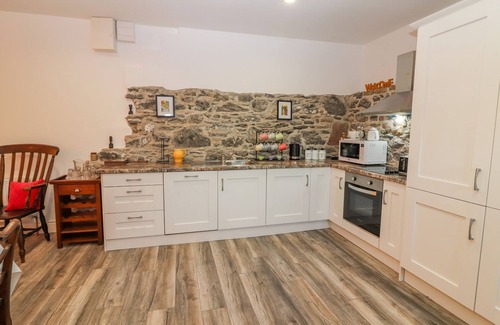 Glen of Aherlow Cottage | The Artist's Barn