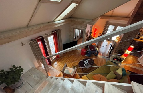 Fairfield Apartment | The Artist's Treehouse