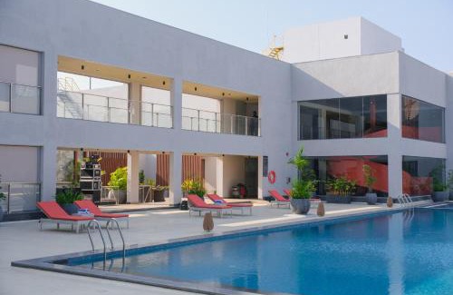 Maradu Hotel | The Artiste, Kochi, A Tribute Portfolio Hotel