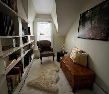 Nottawa House | The Artists' House Getaway
