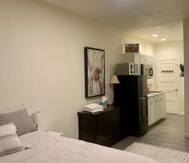 Moscow House | The Asbury House Guest Rentals