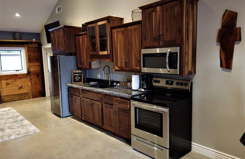 Waynoka Villa | The Ash Street Stables Villas