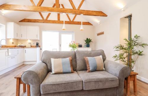 Sleaford House | The Asparagus Shed