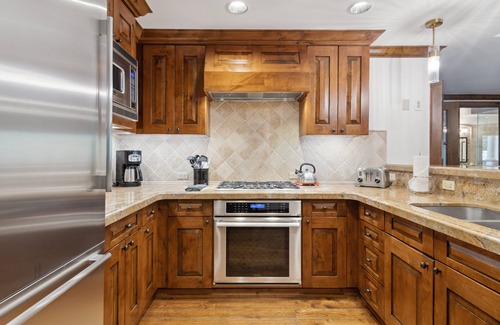 Downtown Condo | The Aspen Mountain Residences Luxury 1 Bedroom Mountainside