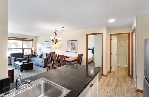 Upper Village Condo | The Aspens by Whiski Jack