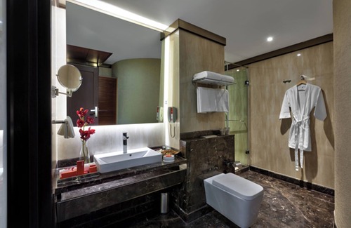 DLF Phase 1 Hotel | The Atara Near Golf Course Road