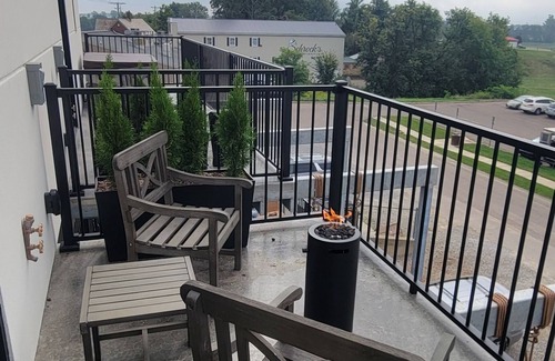 Berlin Apartment | The Atlee Suites