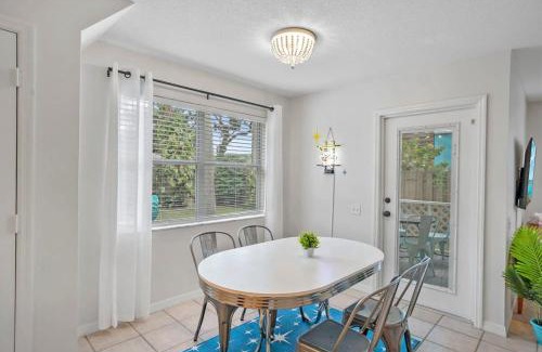 Coquina Gables Apartment | The Atomic Burst 50s Mid Century Apt in the Heart of St Aug Beach Steps to Sand Bites and Drinks