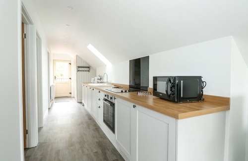 Blackborough End Cottage | THE ATTIC, family friendly in King's Lynn