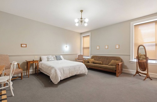 Mayville Hotel | The Audubon Hotel and Event Venue