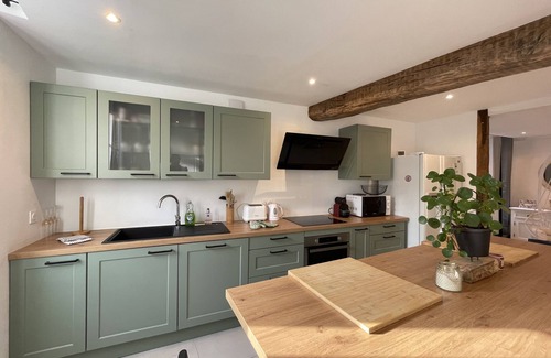 Chablis House | The Authentic family town house