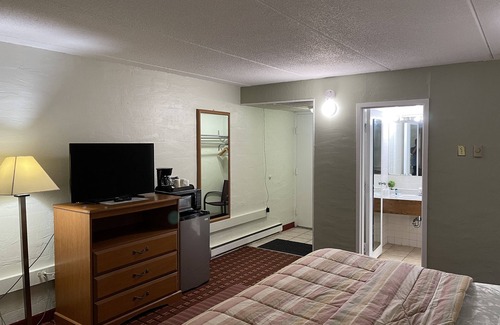 Bennington Hotel | The Autumn Inn
