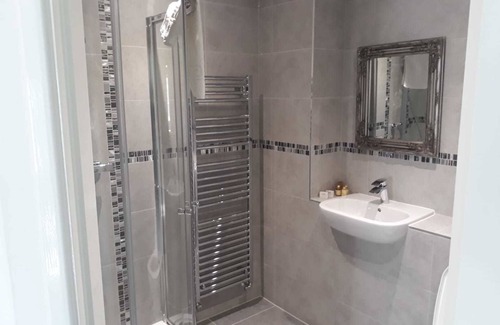 Blackburn Hotel | The Avenue Hotel