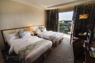 Naga Hotel | The Avenue Plaza Hotel