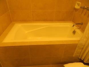 Naga Hotel | The Avenue Plaza Hotel