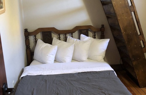 Silverton Hotel | The Avon