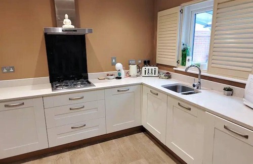Hauxton Apartment | The Ayres House 2-bed Apartment in Cambridge