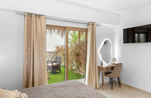 Haraki Apartment | The Azure Suites