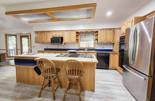 LaGrange House | The B on Parsons