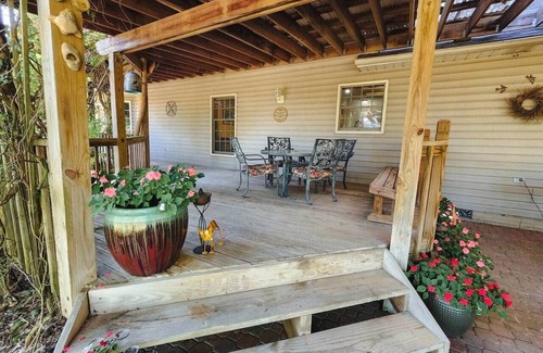 LaGrange House | The B on Parsons