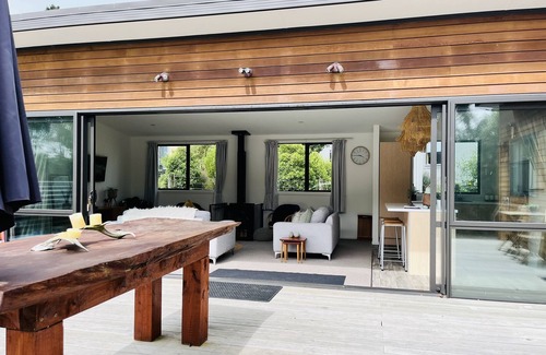 Kakanui House | The Bach Retreat Kakanui