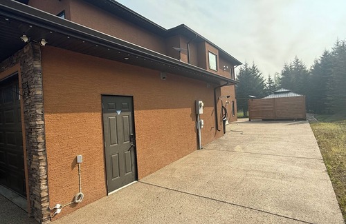 Candle Lake Cottage | The Back Nine House - 4BR Luxury Near Candle Lake Golf