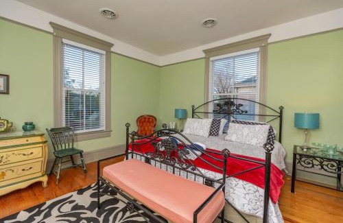 Blackstone House | The Bagley House: built in 1911