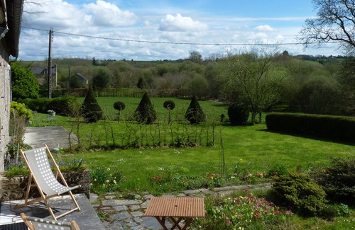 Saint-Etienne-en-Cogles Cottage | The Bakery between Saint Malo and Mont Saint Michel at the Vaugarny Manor