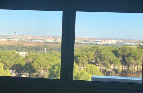 Mairena del Aljarafe Apartment | The Balcony of Seville | 3 bedroom apartment with communal pool 15 Mn from Seville
