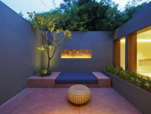 Sangkat Bak Khaeng Hotel | The Bale Phnom Penh by LifestyleRetreats