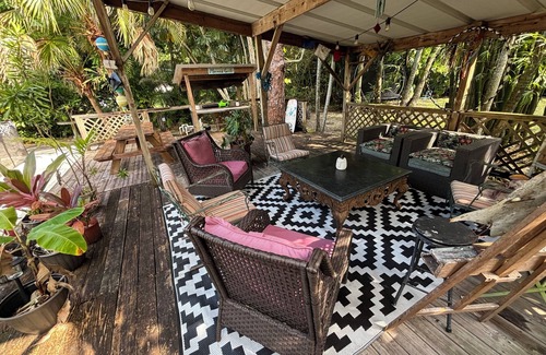 Lake Worth Apartment | The Bamboo Suite - Attached Efficiency with Private Porch and Private Pool