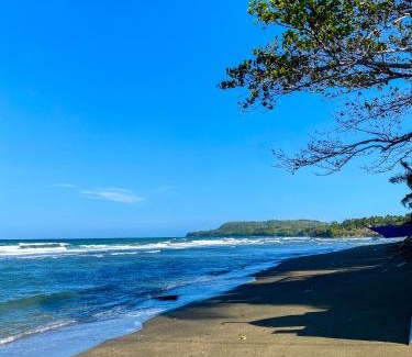 Dumaguete House | The Bangka Beach Guesthouse