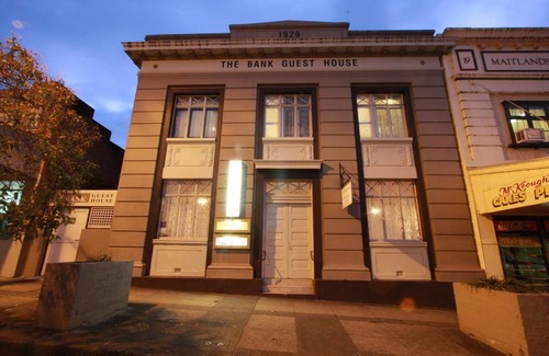 Wingham Hotel | The Bank Guesthouse