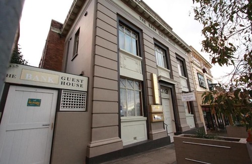 Wingham Hotel | The Bank Guesthouse