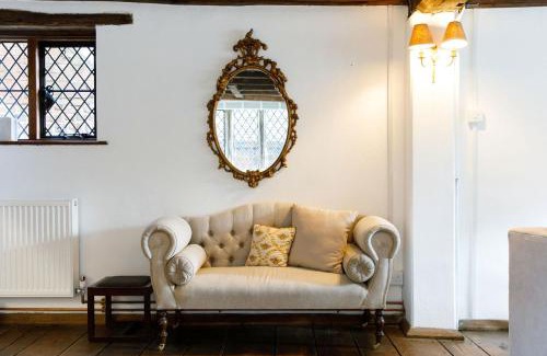 Ditchling House | The Bank House