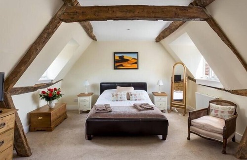 Chipping Campden House | The Bantam Tea Rooms & Guest House