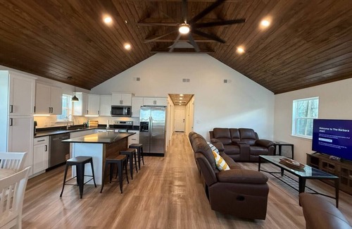 Venice Boat Rental | The Barbara Joan-New Houseboat