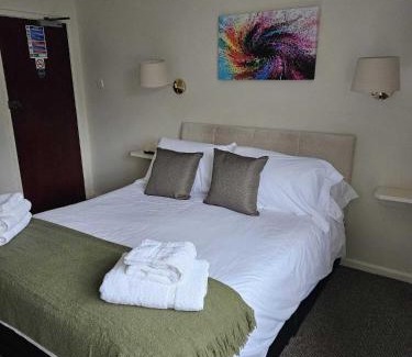 Barford St Martin Hotel | The Barford Inn
