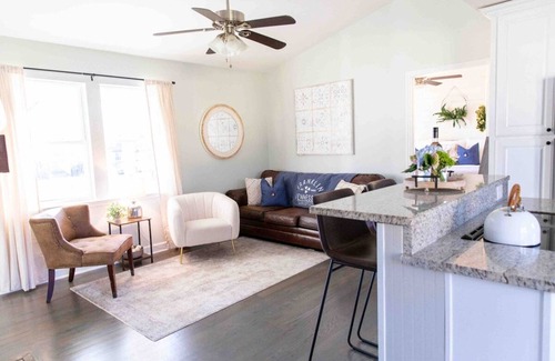 Franklin House | The BarHouse of Franklin