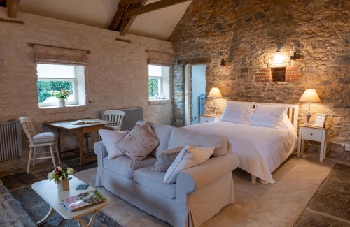 Shepton Mallet Bed & Breakfast | The Barn at Amberwell