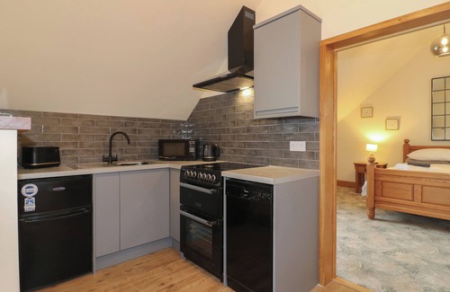 Ambergate House | THE BARN AT CATACOL, romantic, with hot tub in Heage