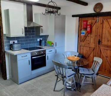Furzebrook House | The Barn at Creech View